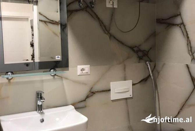 Shtepi me qera 1+1 ne Tirane - 500 Euro