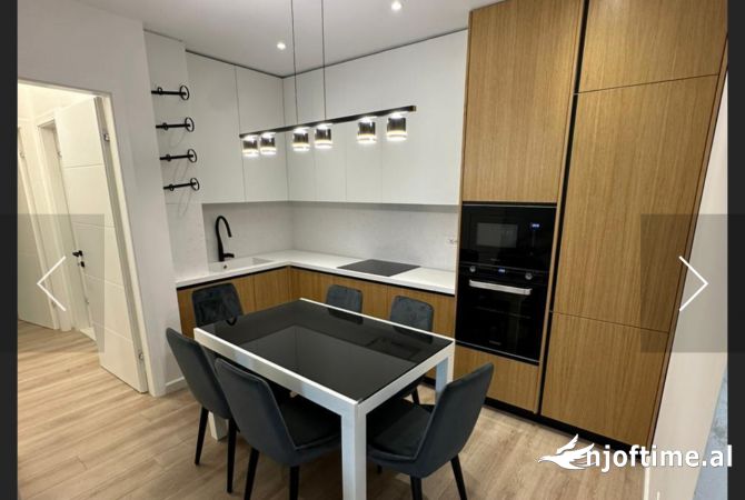 Shtepi me qera 2+1 ne Tirane - 88,000 Leke