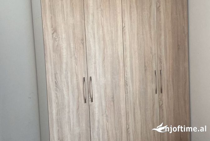 Shtepi me qera Apartament ne Tirane, 1+1, Mobilimi E mobiluar, Pagesa 30,000  Leke.