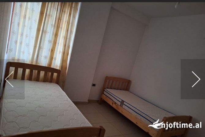 Shtepi me qera Apartament ne Tirane, 3+1, Mobilimi E mobiluar, Pagesa 38,000  Leke.