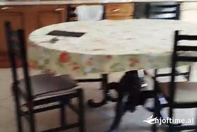 Shtepi me qera 3+1 ne Tirane - 40,000 Leke
