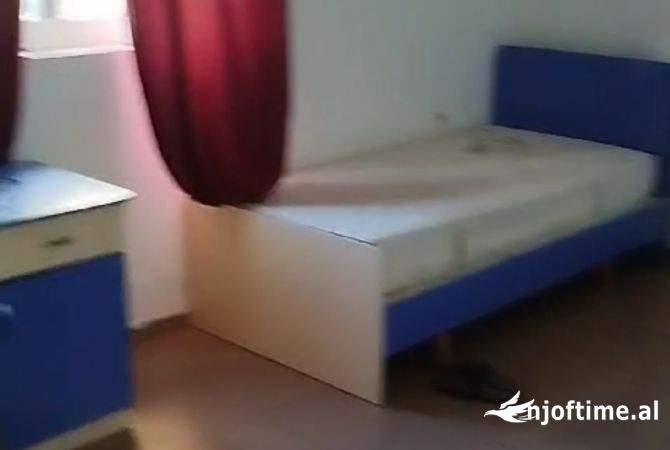 Shtepi me qera 3+1 ne Tirane - 40,000 Leke