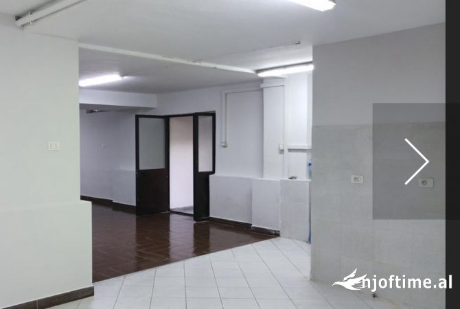 Ambient biznesi ne shitje 3+1 ne Tirane - 120,000 Euro