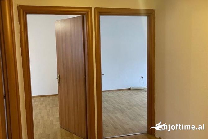 Shtepi ne shitje 2+1 ne Tirane - 89,000 Euro