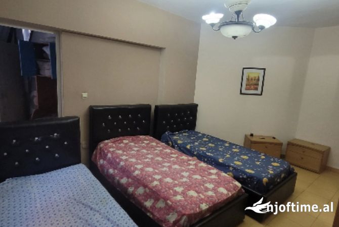 Shtepi me qera 1+1 ne Tirane - 35,000 Leke