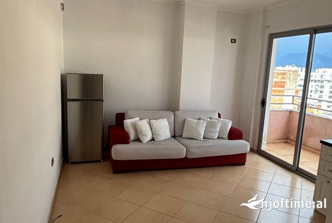 Shtepi me qera 2+1 ne Tirane - 37,000 Leke