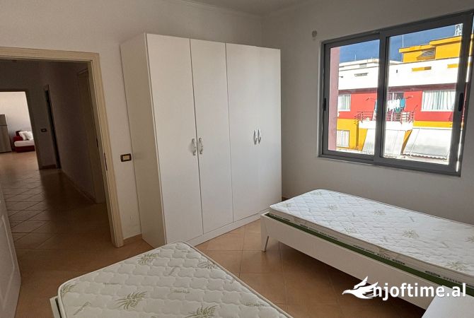 Shtepi me qera Apartament ne Tirane, 2+1, Mobilimi E mobiluar, Pagesa 37,000  Leke.