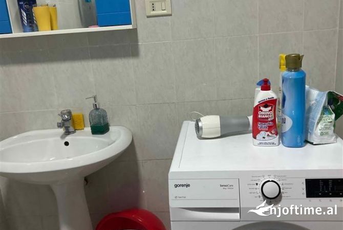 Shtepi me qera 1+1 ne Tirane - 45,000 Leke