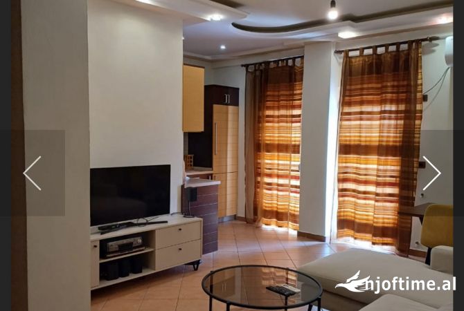 Shtepi me qera 2+1 ne Tirane - 500 Euro