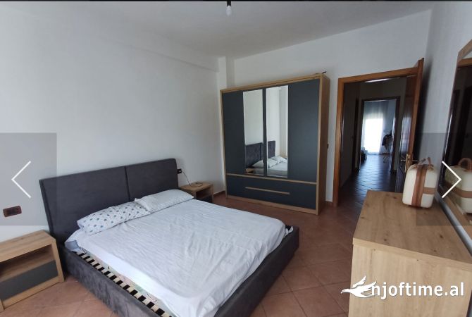 Shtepi me qera Apartament ne Tirane, 2+1, Mobilimi E mobiluar, Pagesa 500  Euro.