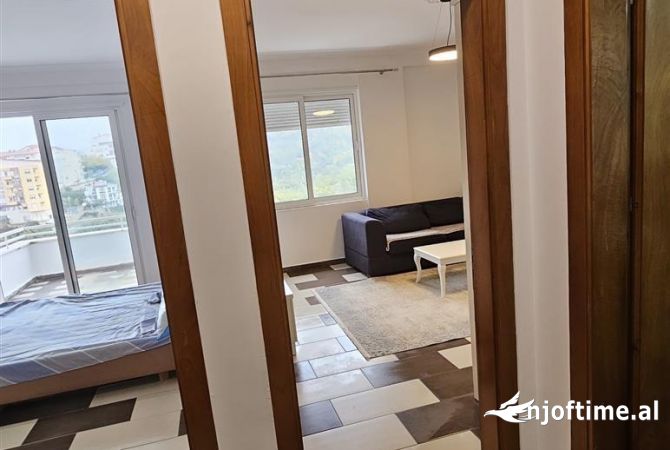 Shtepi ne shitje Apartament ne Tirane, 1+1, Mobilimi E mobiluar, Pagesa 85,000  Euro.