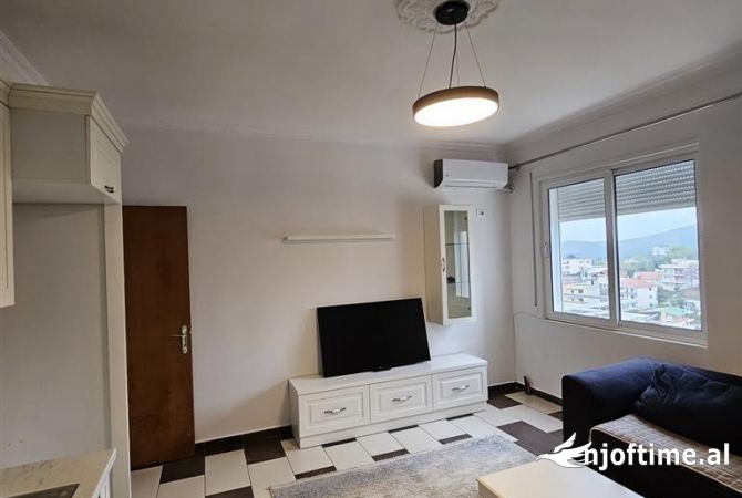 Shitet apartament 1+1 ne Qesarake , Fresk