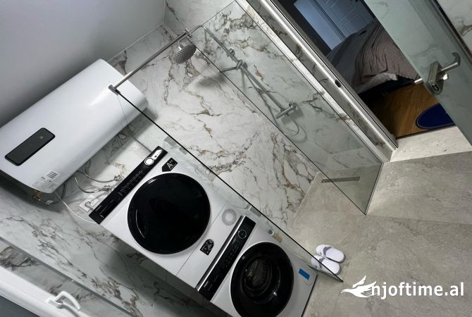 Shtepi me qera Shtepi Private ne Tirane, 1+1, Mobilimi E mobiluar, Pagesa 600  Euro.