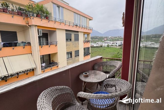 Shtepi me qera Apartament ne Tirane, 2+1, Mobilimi E mobiluar, Pagesa 600  Euro.