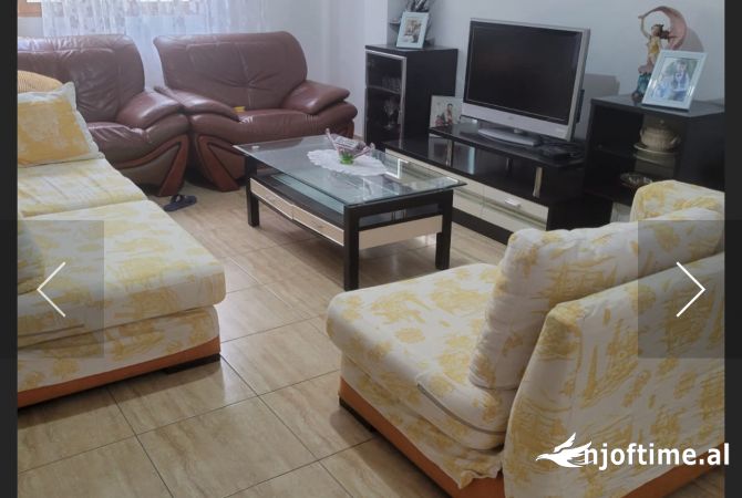 Shtepi me qera 3+1 ne Tirane - 1,000 Euro