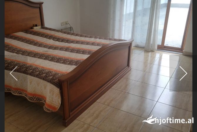 Shtepi me qera 3+1 ne Tirane - 1,000 Euro