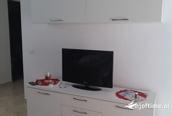 Shtepi me qera Apartament ne Tirane, 2+1, Mobilimi E mobiluar, Pagesa 45,000  Leke.