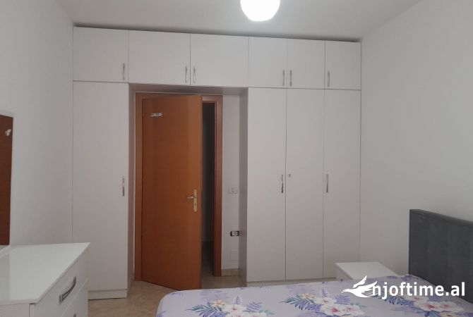 Shtepi me qera 2+1 ne Tirane - 45,000 Leke