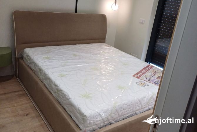 Shtepi me qera Apartament ne Tirane, 1+1, Mobilimi E mobiluar, Pagesa 800  Euro.