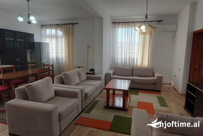 Shtepi ne shitje 3+1 ne Tirane - 180,000 Euro