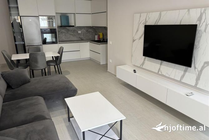 Shtepi me qera 1+1 ne Tirane - 420 Euro
