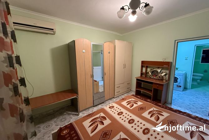 Shtepi me qera Apartament ne Tirane, 1+1, Mobilimi E mobiluar, Pagesa 350  Euro.