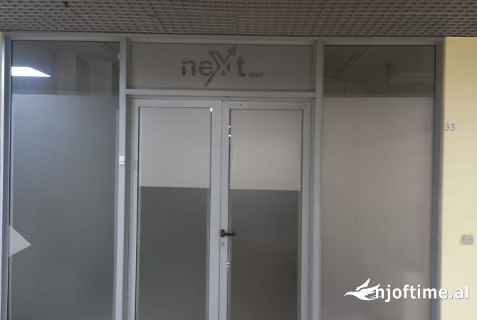 Ambient biznesi me qera 1+1 ne Tirane - 1,400 Euro