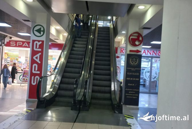 Ambient biznesi me qera 1+1 ne Tirane - 1,400 Euro