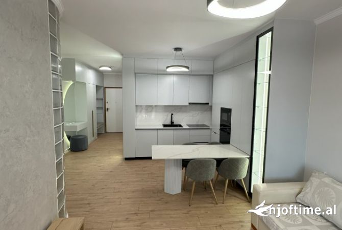 Casa in affitto 2+1 a Tirana - 1,000 Euro