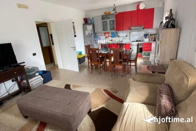 Private house for rent in Tirana 5+1, Furnished