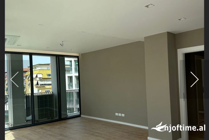 Shtepi me qera Apartament ne Tirane, 2+1, Mobilimi Bosh, pa mobiluar, Pagesa 1,300  Euro.