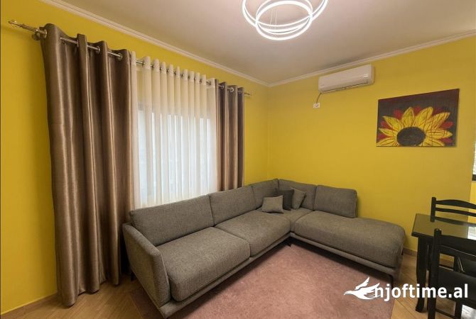 Shtepi me qera 2+1 ne Tirane - 600 Euro
