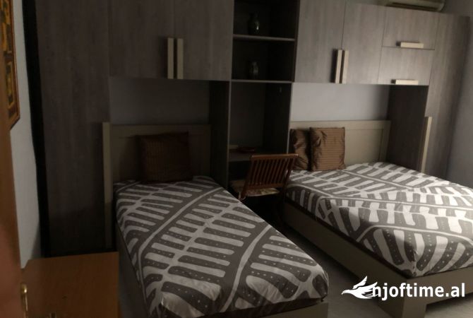 Shtepi me qera 3+1 ne Tirane - 55,000 Leke