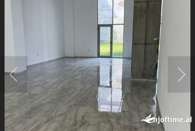 Ambient biznesi me qera 1+1 ne Tirane - 1,000 Euro