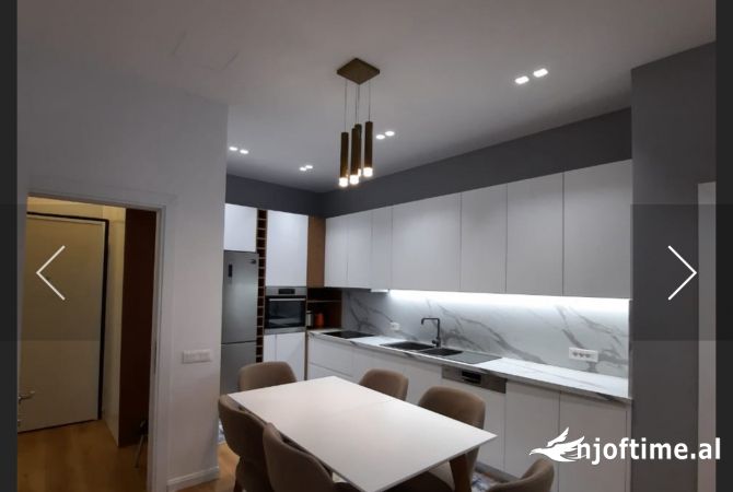 Shtepi me qera 3+1 ne Tirane - 1,500 Euro