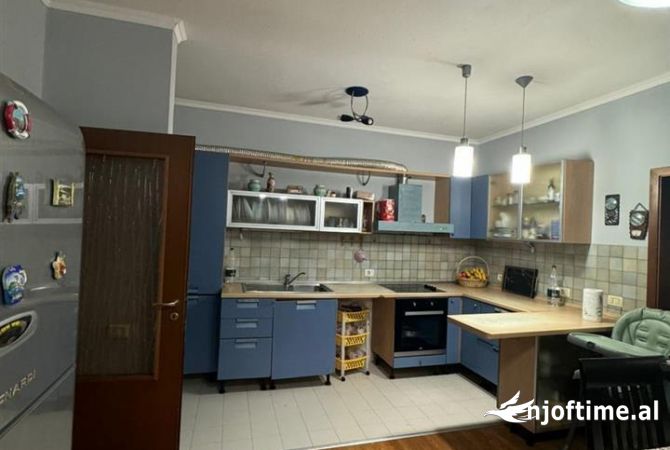 Shtepi ne shitje 2+1 ne Tirane - 265,000 Euro