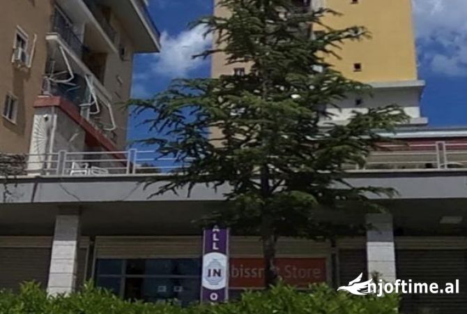 Shtepi ne shitje Apartament ne Tirane, 2+1, Mobilimi E mobiluar, Pagesa 159,000  Euro.