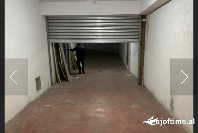 Jepet magazine 450 m2 tek rr Jordan Misja 