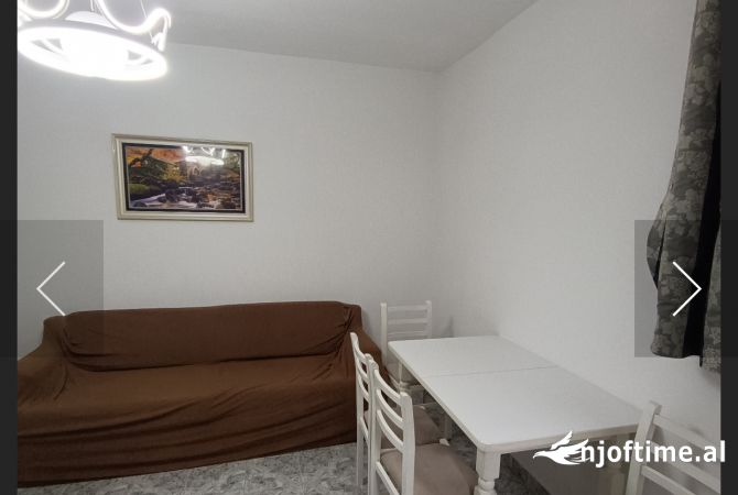 Shtepi me qera Shtepi Private ne Tirane, 1+1, Mobilimi E mobiluar, Pagesa 400  Euro.