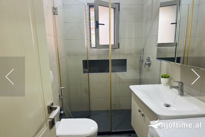 Shtepi me qera 2+1 ne Tirane - 750 Euro