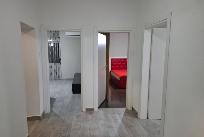 Shtepi me qera Apartament ne Tirane, 2+1, Mobilimi E mobiluar, Pagesa 60,000  Leke.