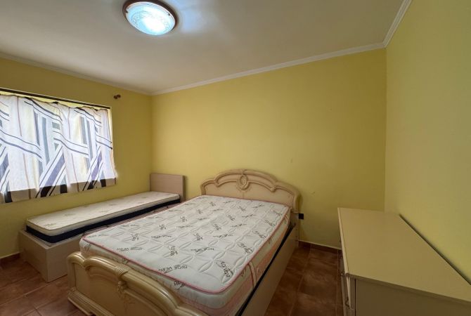 Shtepi me qera 1+1 ne Tirane - 50,000 Leke