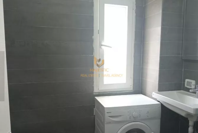 Shtepi me qera Apartament ne Tirane, 1+1, Mobilimi E mobiluar, Pagesa 50,000  Leke.