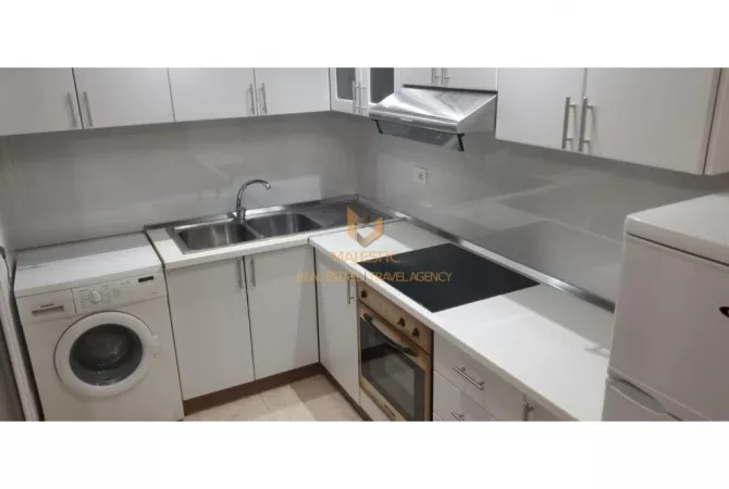 Shtepi me qera 1+1 ne Tirane - 420 Euro