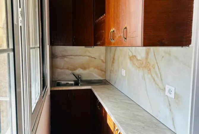 Shtepi me qera 2+1 ne Tirane - 500 Euro
