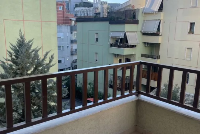 Casa in affitto 2+1 a Tirana - 450 Euro
