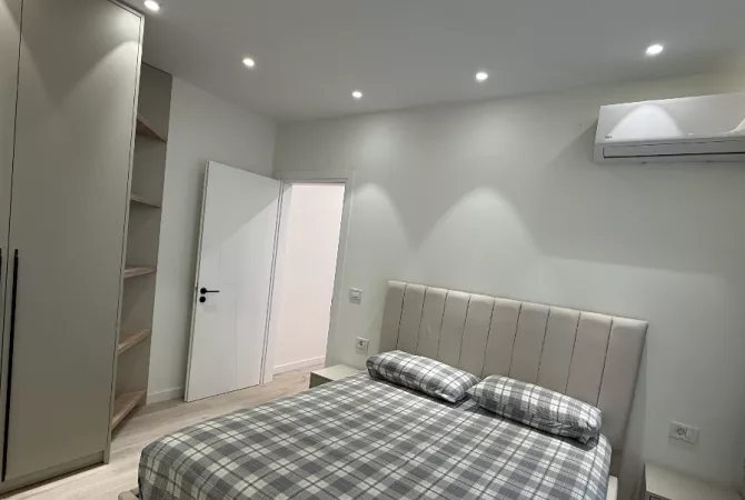 Shtepi me qera 1+1 ne Tirane - 65,000 Leke