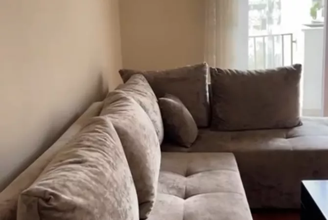 Shtepi me qera 2+1 ne Tirane - 55,000 Leke