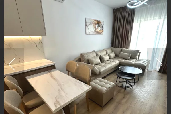 Shtepi me qera 2+1 ne Tirane - 1,000 Euro