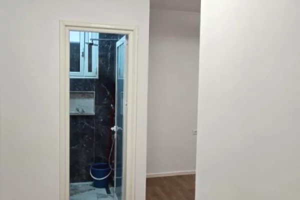 Shtepi ne shitje Apartament ne Tirane, 2+1, Mobilimi Bosh, pa mobiluar, Pagesa 218,000  Euro.